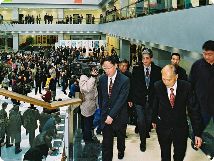 人物群像图片 2